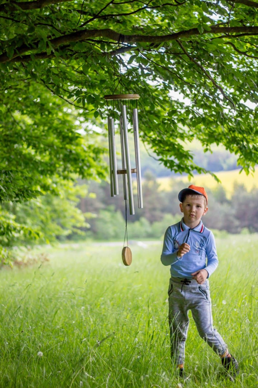 Why and How music of wind Has an Effect on The Human Body